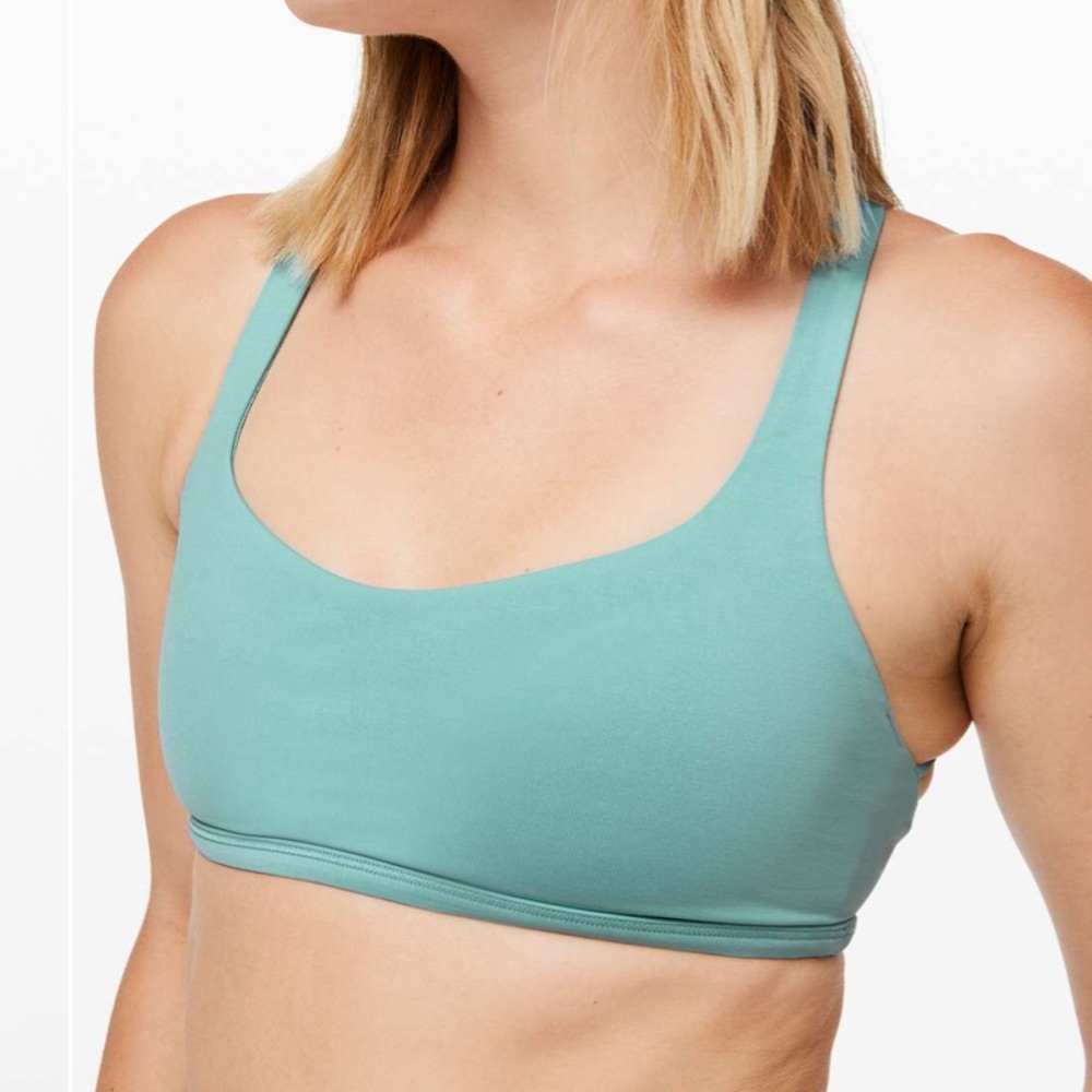 Lululemon free to be wild bra
